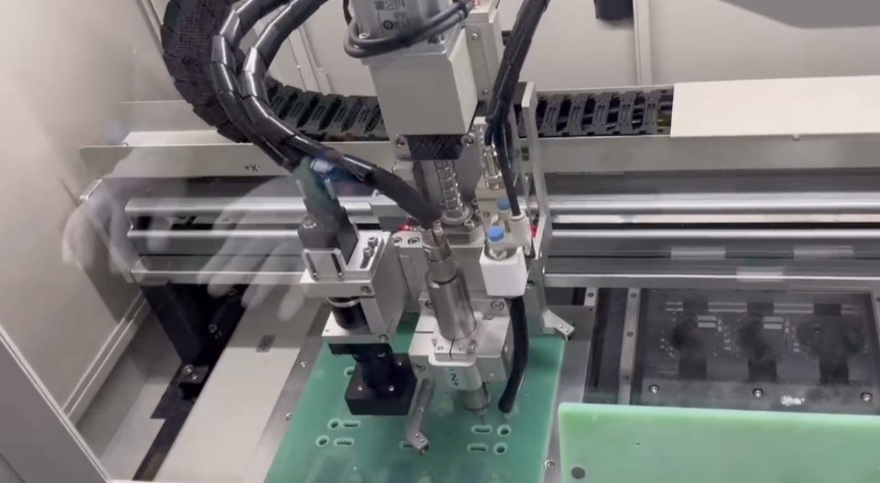 Curvilinear splitter video