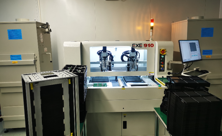 The structural characteristics of automatic plate splitting machine