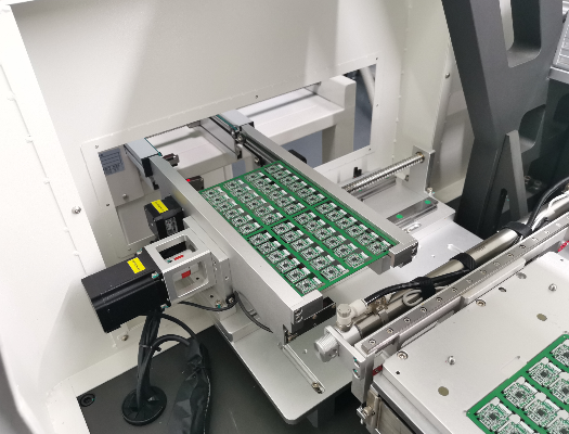 Special product split-plate fixture into the track