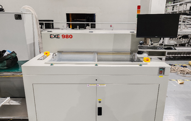 Bottom under cutting machine customer site