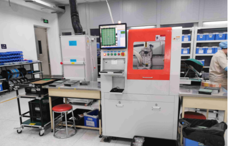 Online sawtooth splitter customer site